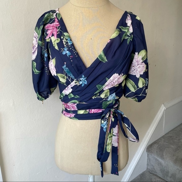 Madame Shoushou Blue Floral Short Puff Sleeve Wrap Cropped Top EUC Size Small - Picture 1 of 8